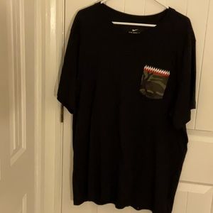 Nike tee